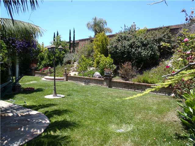 360 Shadow Tree Dr, Oceanside, CA 92058 photo 10