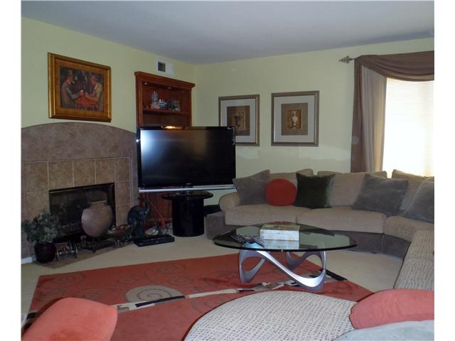 360 Shadow Tree Dr, Oceanside, CA 92058 photo 4