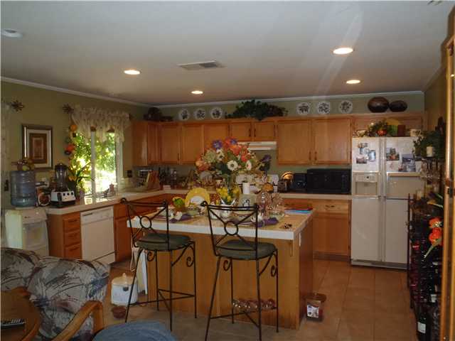 360 Shadow Tree Dr, Oceanside, CA 92058 photo 5