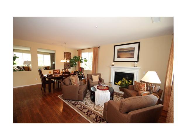 1205 Stratton Dr, Vista, CA 92083 photo 1