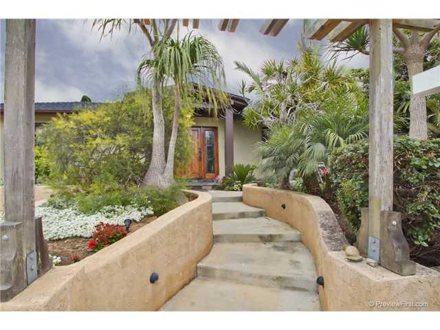 649 Orpheus Ave, Encinitas, CA 92024 photo 2