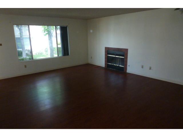 10263 Bell Gardens Dr #7, Santee, CA 92071 photo 2