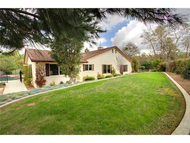 4545 Lake Sycamore Dr, Fallbrook, CA 92028 photo 9
