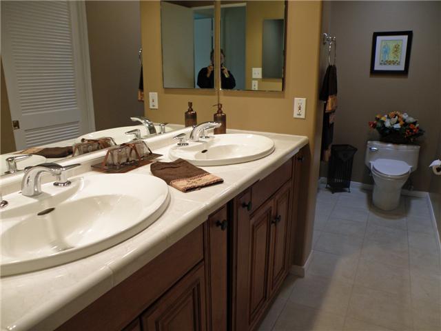 8065 Cinnabar Dr, La Mesa, CA 91941 photo 9