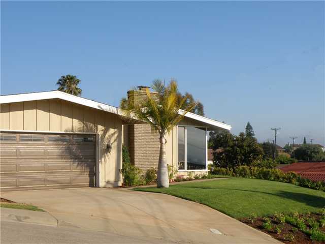 8065 Cinnabar Dr, La Mesa, CA 91941 photo 3