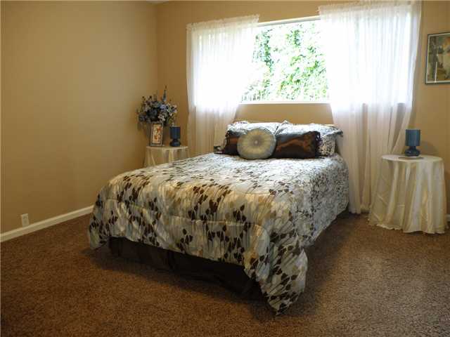 8065 Cinnabar Dr, La Mesa, CA 91941 photo 12