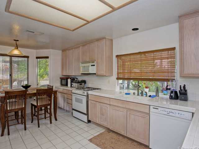 4508 Avenida Privado, Oceanside, CA 92057 photo 9