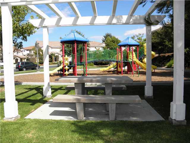 322 La Soledad Way, Oceanside, CA 92057 photo 24