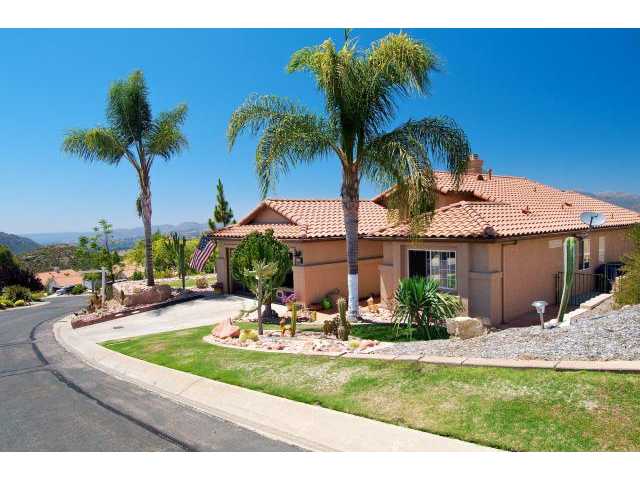 2280 Larkspur Dr, Alpine, CA 91901 photo 2