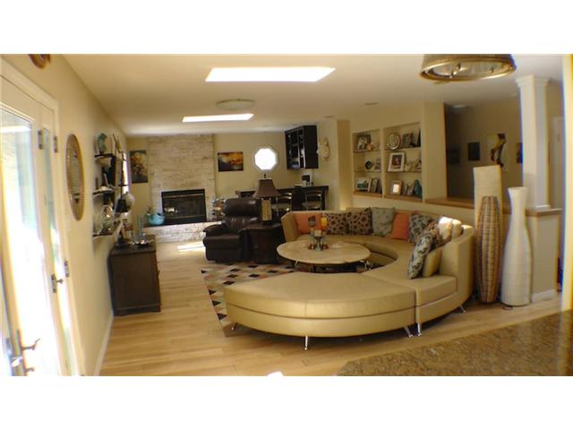 908 Crest Dr, Encinitas, CA 92024 photo 2