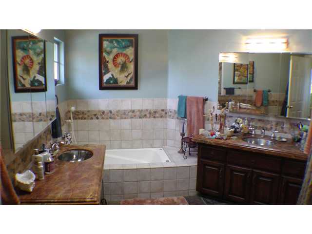 908 Crest Dr, Encinitas, CA 92024 photo 7