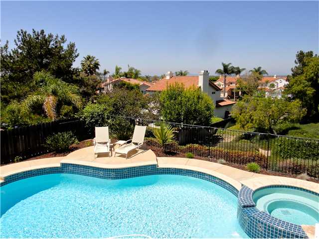 5041 Viewridge Way, Oceanside, CA 92056 photo 2