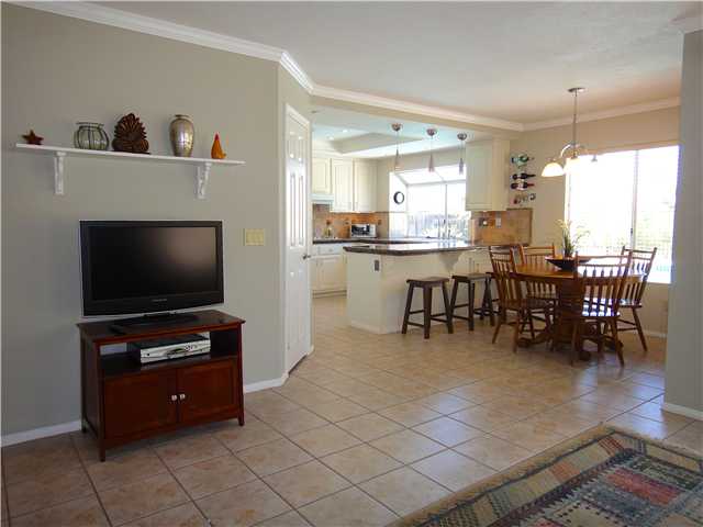 5041 Viewridge Way, Oceanside, CA 92056 photo 13