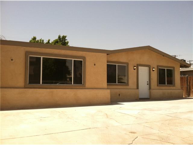 473 Vine St, El Centro, CA 92243 photo 1