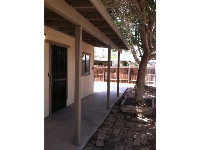 473 Vine St, El Centro, CA 92243 photo 4