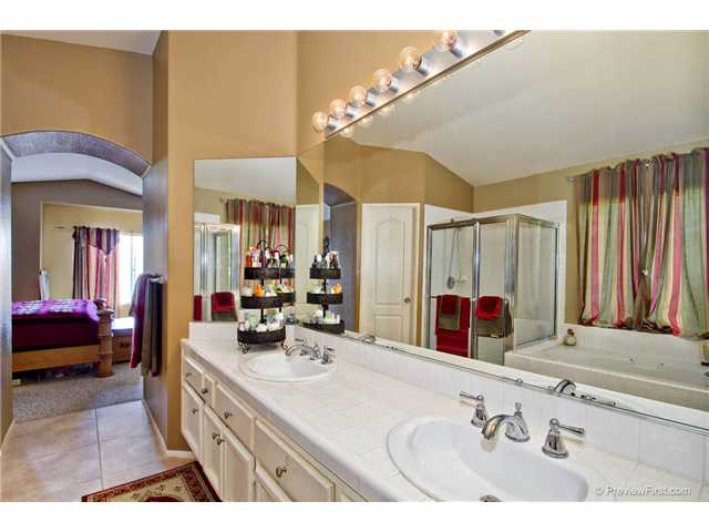 4889 Baroque Ter, Oceanside, CA 92057 photo 14