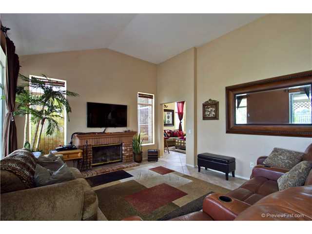 4889 Baroque Ter, Oceanside, CA 92057 photo 9