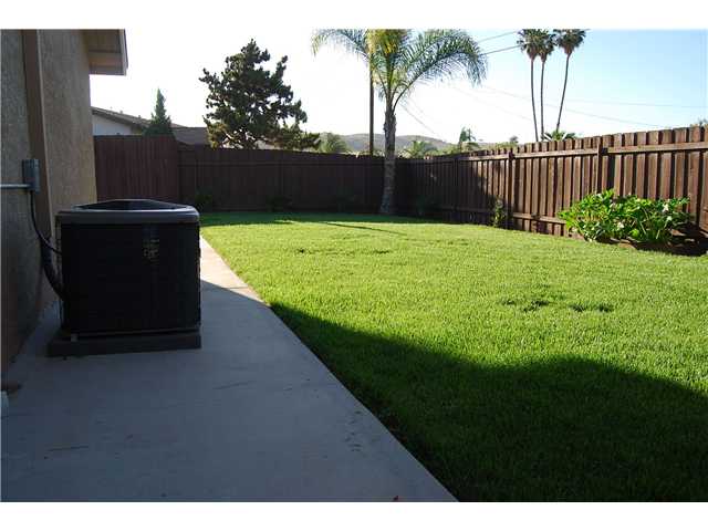 10138 Selby Ct, Santee, CA 92071 photo 12