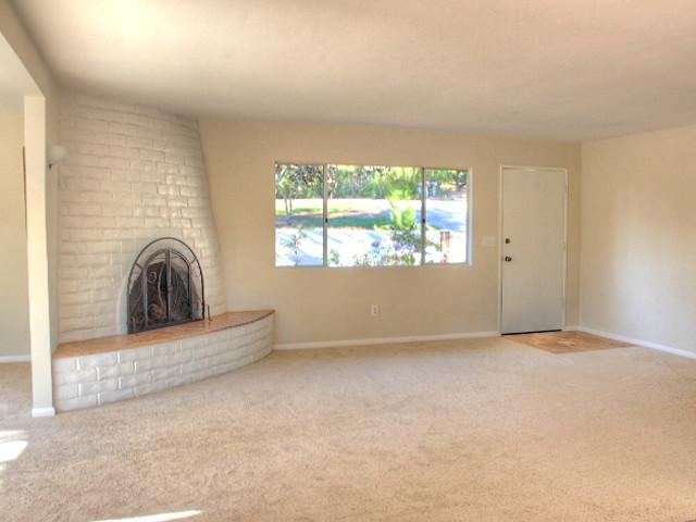 1040 Beverly Dr, Vista, CA 92084 photo 3