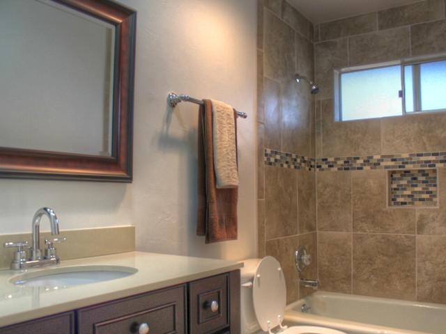 1040 Beverly Dr, Vista, CA 92084 photo 12