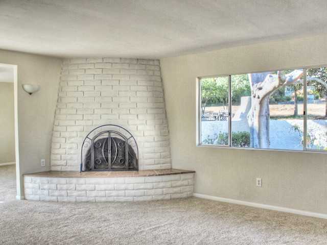 1040 Beverly Dr, Vista, CA 92084 photo 4