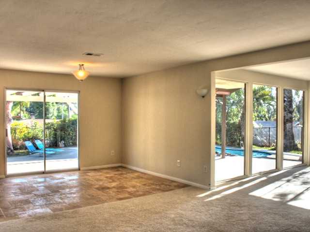 1040 Beverly Dr, Vista, CA 92084 photo 6