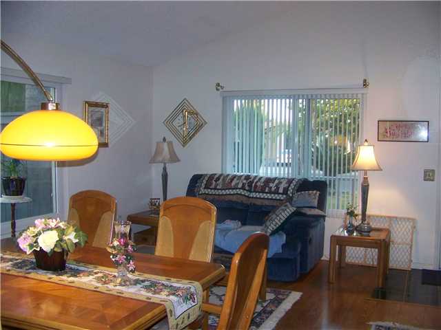 296 Holiday Way, Oceanside, CA 92057 photo 3