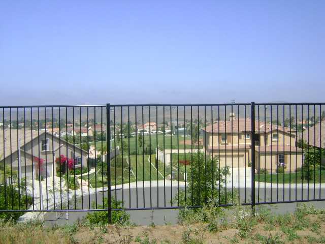 1137 Parkview Dr, Oceanside, CA 92057 photo 2