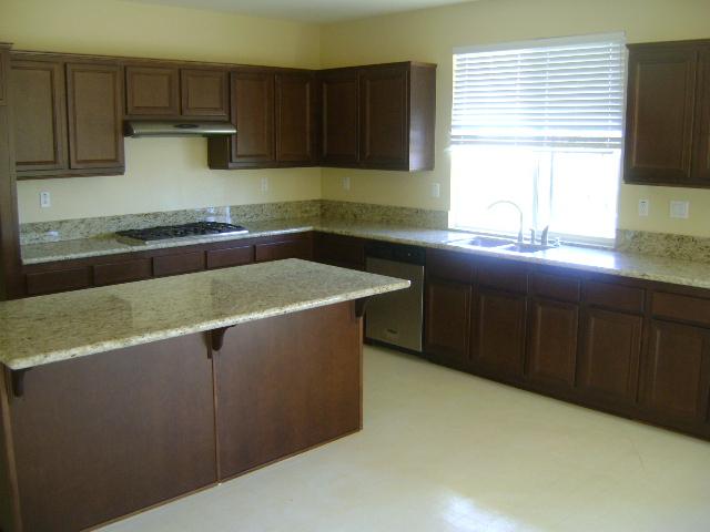 1137 Parkview Dr, Oceanside, CA 92057 photo 4