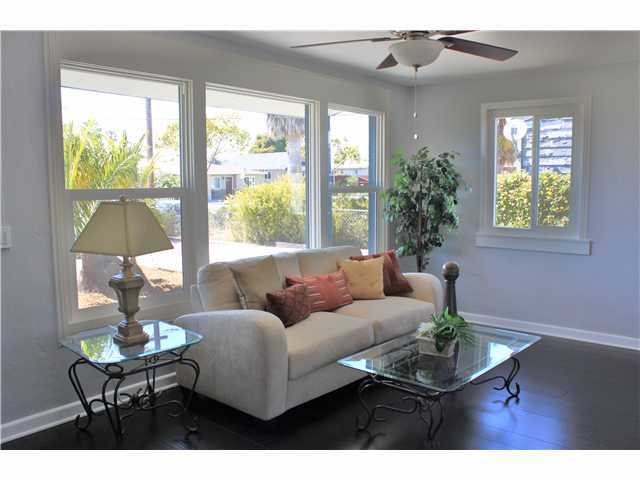 530 Brooks St, Oceanside, CA 92054 photo 4