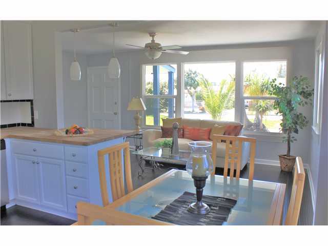 530 Brooks St, Oceanside, CA 92054 photo 3
