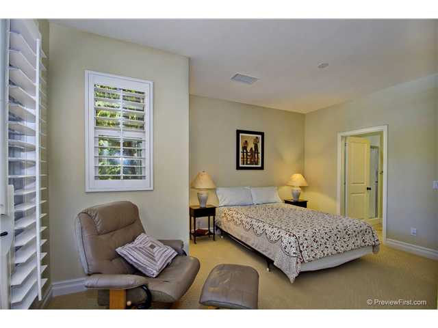 7587 Circulo Sequoia, Carlsbad, CA 92009 photo 18