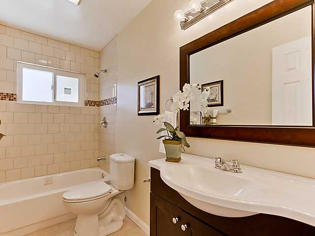 647 Kempton St, Spring Valley, CA 91977 photo 6
