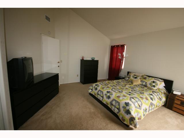 6318 Huntington Dr, Carlsbad, CA 92009 photo 4