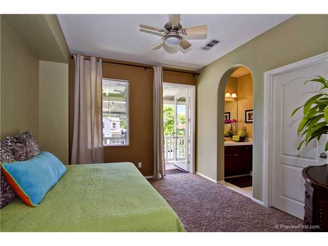 7482 Circulo Sequoia, Carlsbad, CA 92009 photo 19