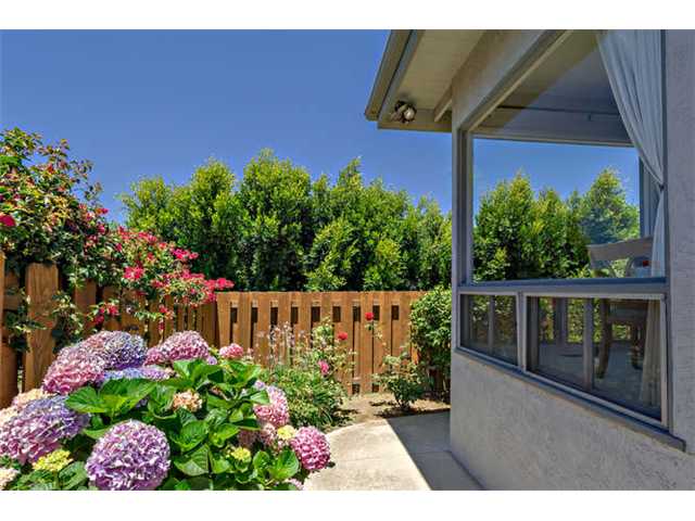6210 Lambda Dr, San Diego, CA 92120 photo 23