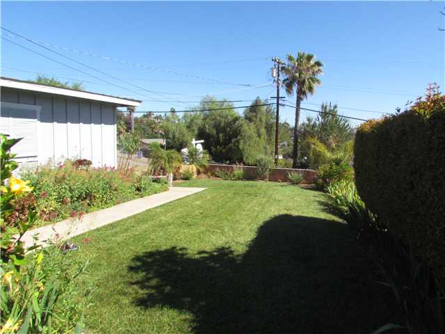 8859 Gardena Rd, Lakeside, CA 92040 photo 11