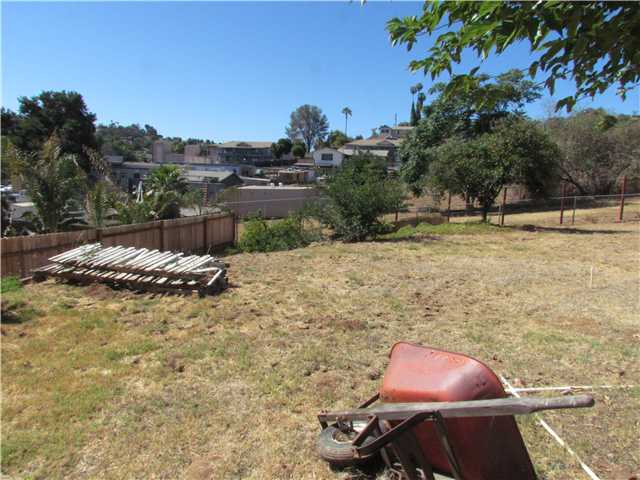8859 Gardena Rd, Lakeside, CA 92040 photo 9