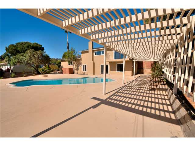 3174 Fair Oaks Dr, Spring Valley, CA 91978 photo 14