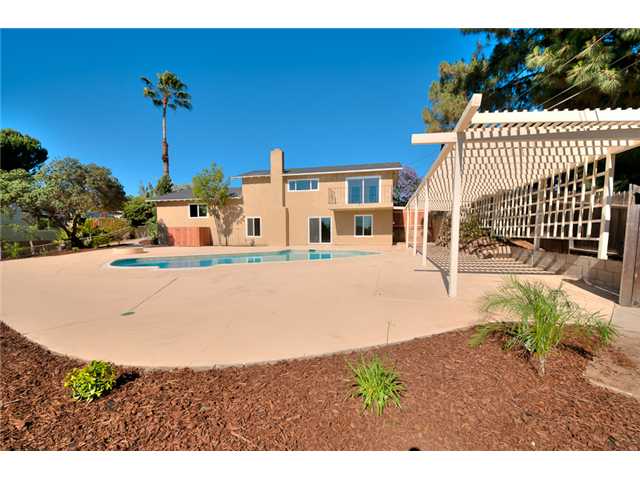 3174 Fair Oaks Dr, Spring Valley, CA 91978 photo 13