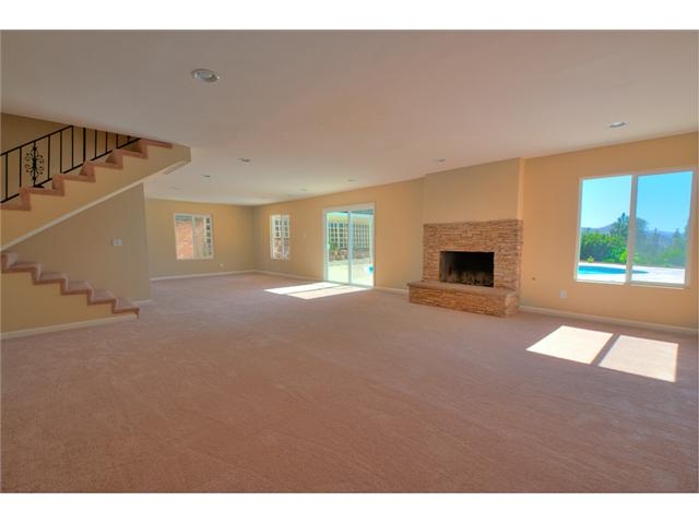3174 Fair Oaks Dr, Spring Valley, CA 91978 photo 4