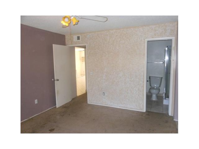 814 E Washington Ave #c, Escondido, CA 92025 photo 4