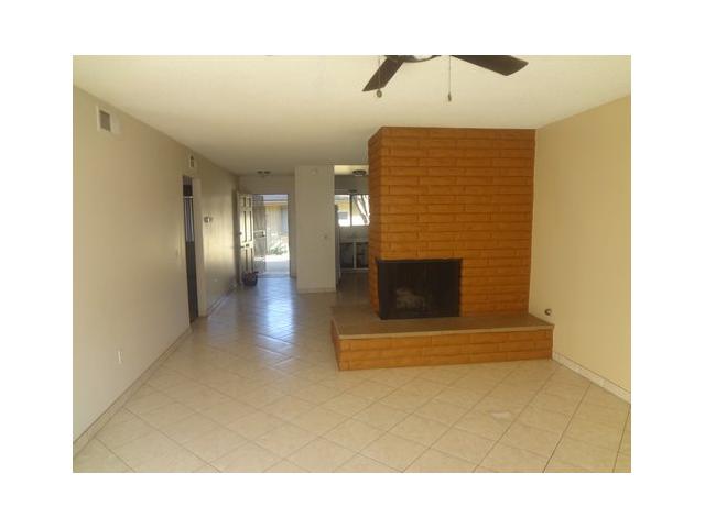 814 E Washington Ave #c, Escondido, CA 92025 photo 3