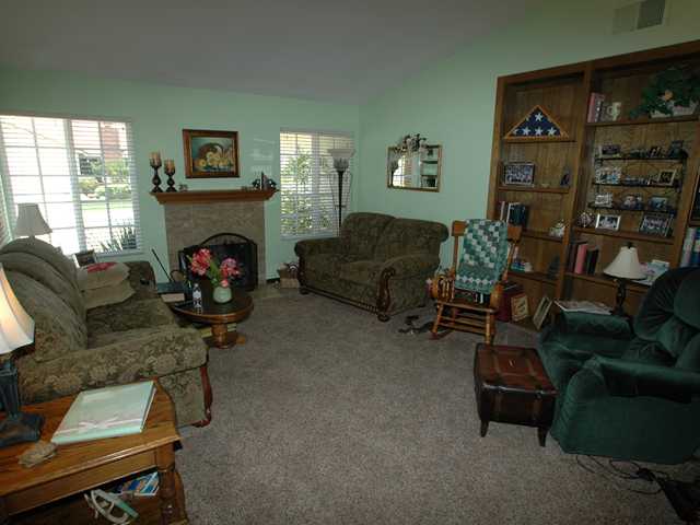 10543 Moorpark St, Spring Valley, CA 91978 photo 8