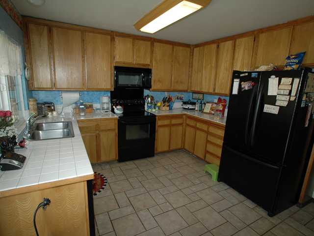 10543 Moorpark St, Spring Valley, CA 91978 photo 4