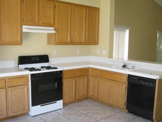 161 Brisas St, Oceanside, CA 92058 photo 2