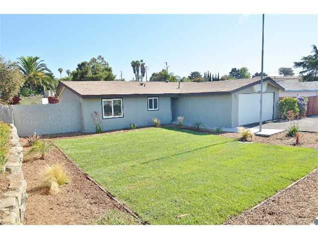 823 Olive Ave, Vista, CA 92083 photo 1
