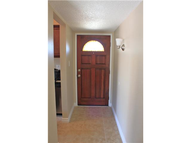 823 Olive Ave, Vista, CA 92083 photo 2