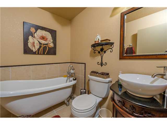 5805 Jeffries Ranch Rd, Oceanside, CA 92057 photo 12