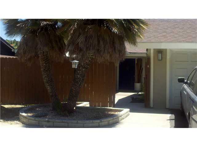 3219 Valley Glen Dr, Oceanside, CA 92056 photo 2
